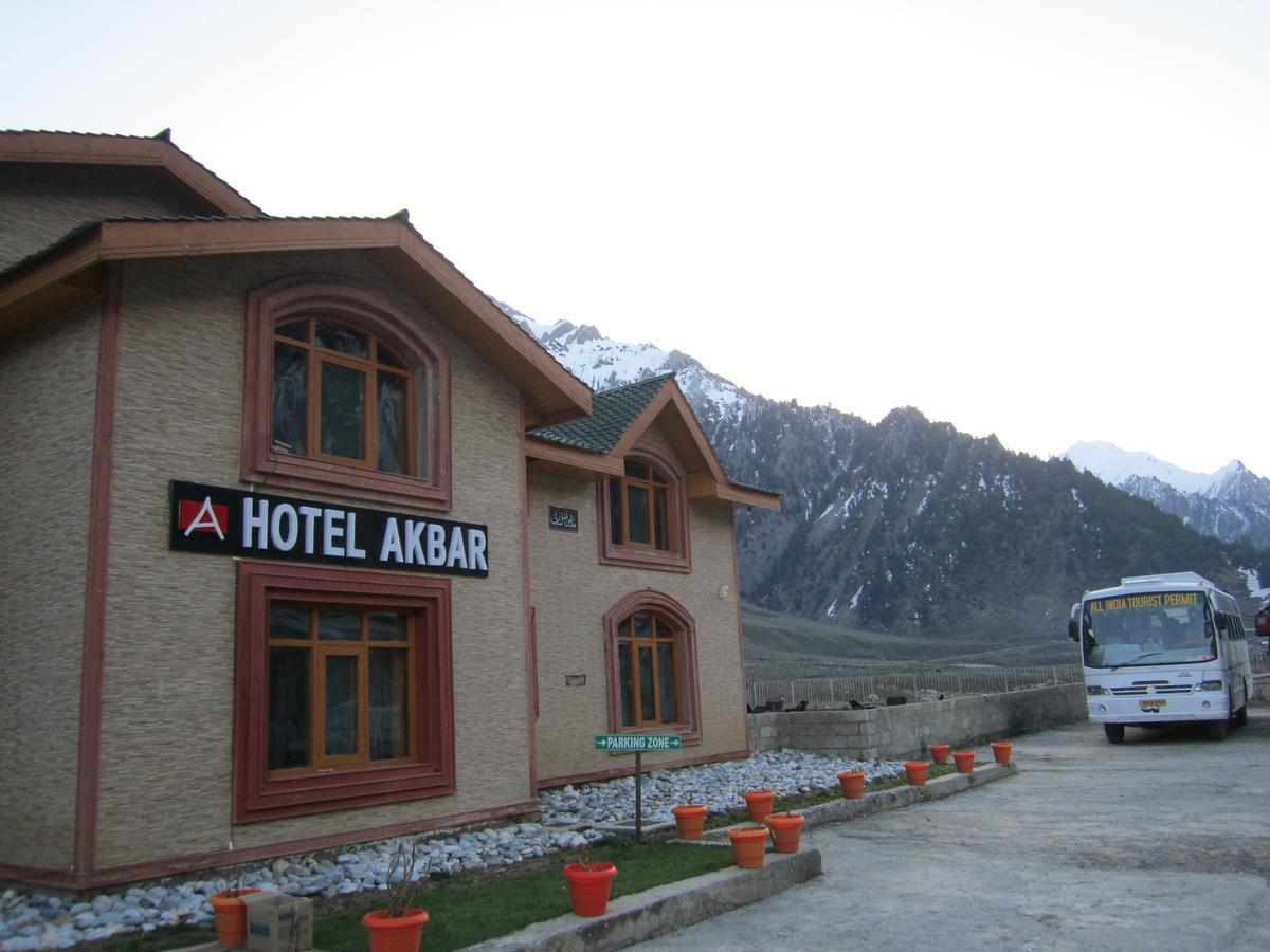 Hotel Akbar Sonamarg Sonāmarg Exterior foto